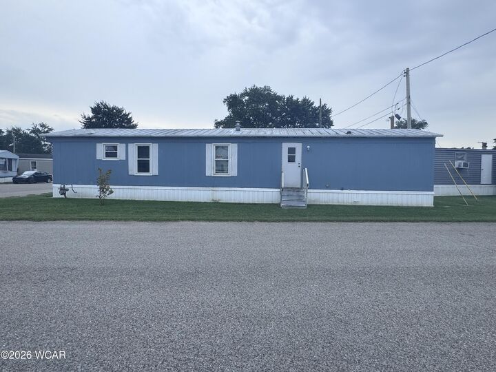 Property Photo: 540 E Lincoln Avenue OH 45810