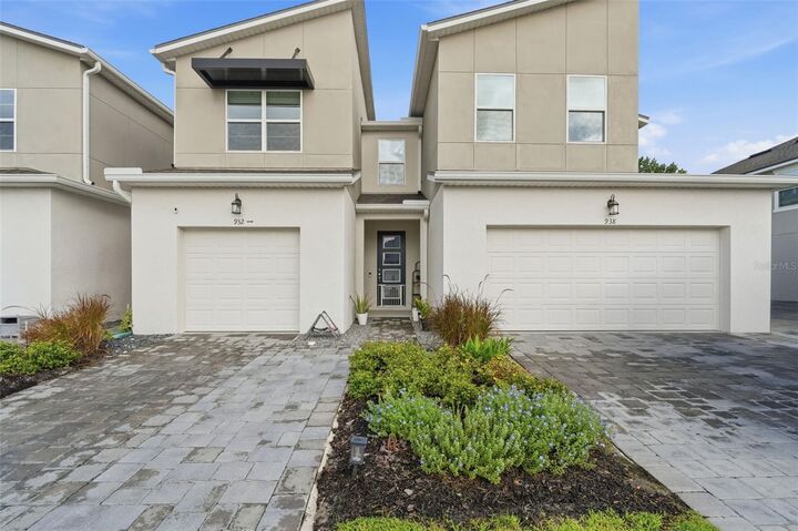Property Photo:  932 Spring Palms Loop  FL 32828 