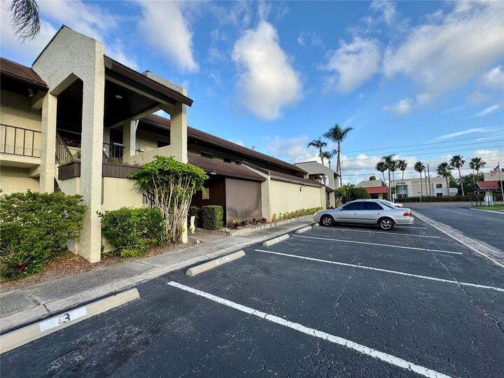 Property Photo:  1100 E Bay Drive 3  FL 33770 