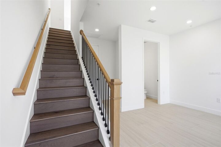 Property Photo:  2130 Whitney Marsh Alley  FL 32804 