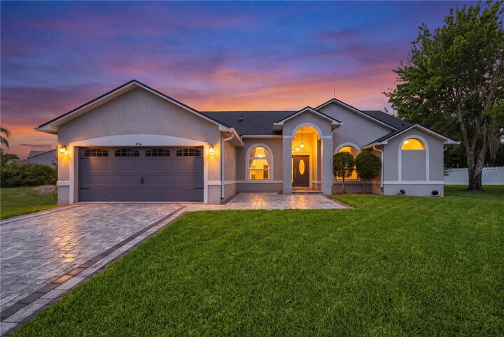 Property Photo: 672 Cranebrook Court FL 32766