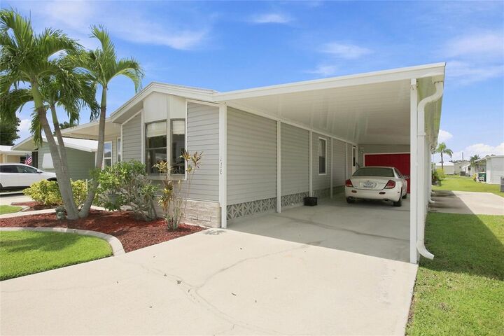 Property Photo: 238 Egret FL 33950