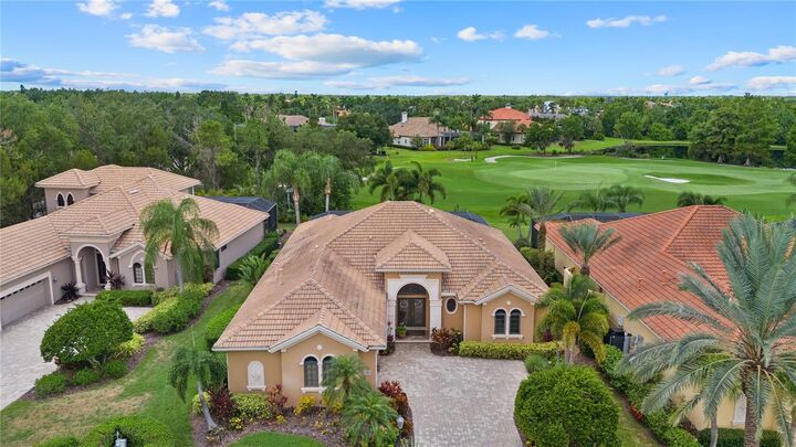 Property Photo:  7058 Vilamoura Place  FL 34202 