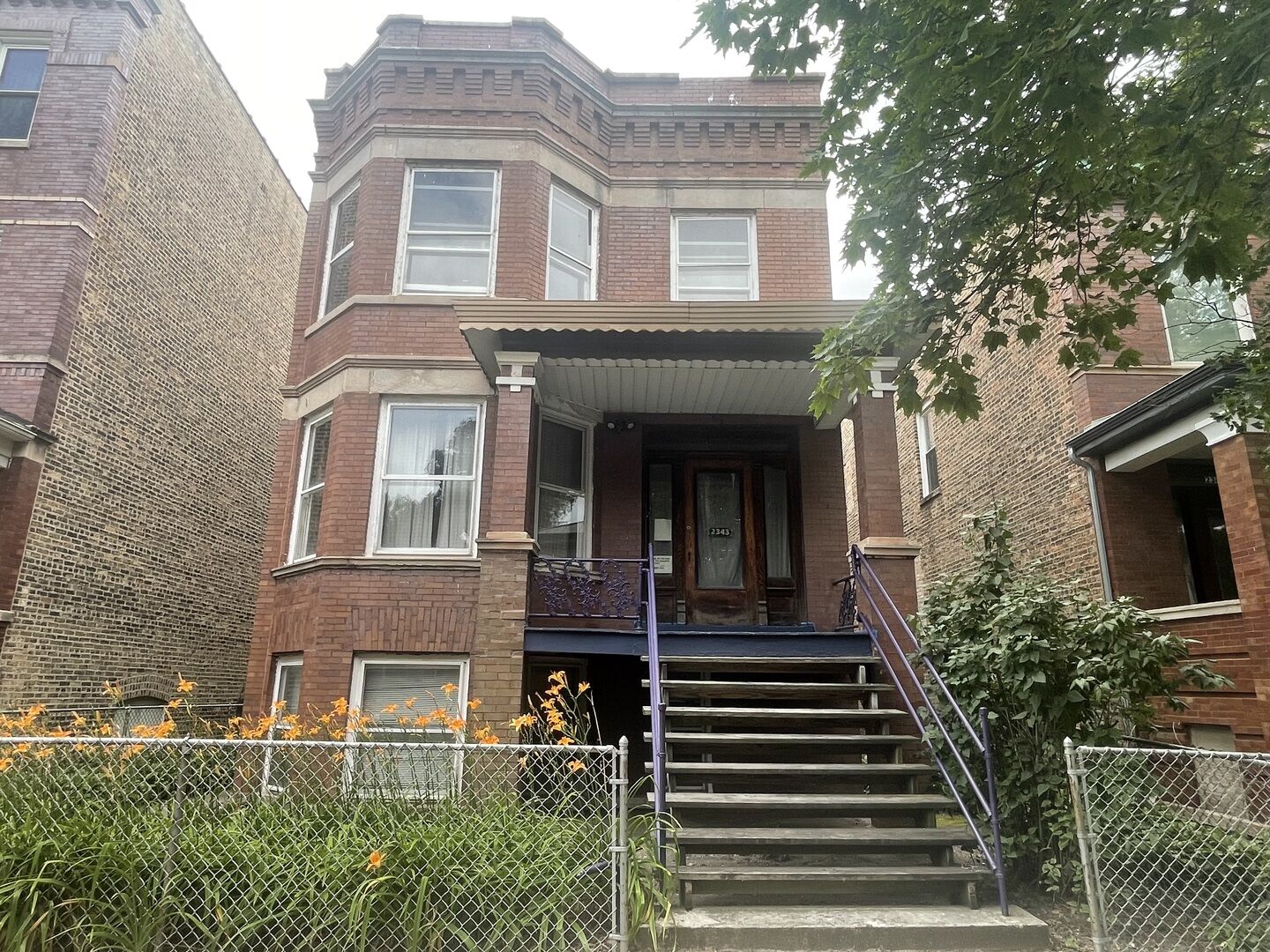 Property Photo:  2343 W Cortez Street  IL 60622 