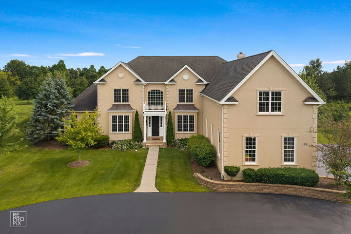 Property Photo:  23 Wood Oaks Drive  IL 60010 