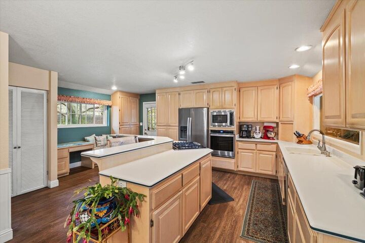 Property Photo: 3710 Orchard Lane CA 95821