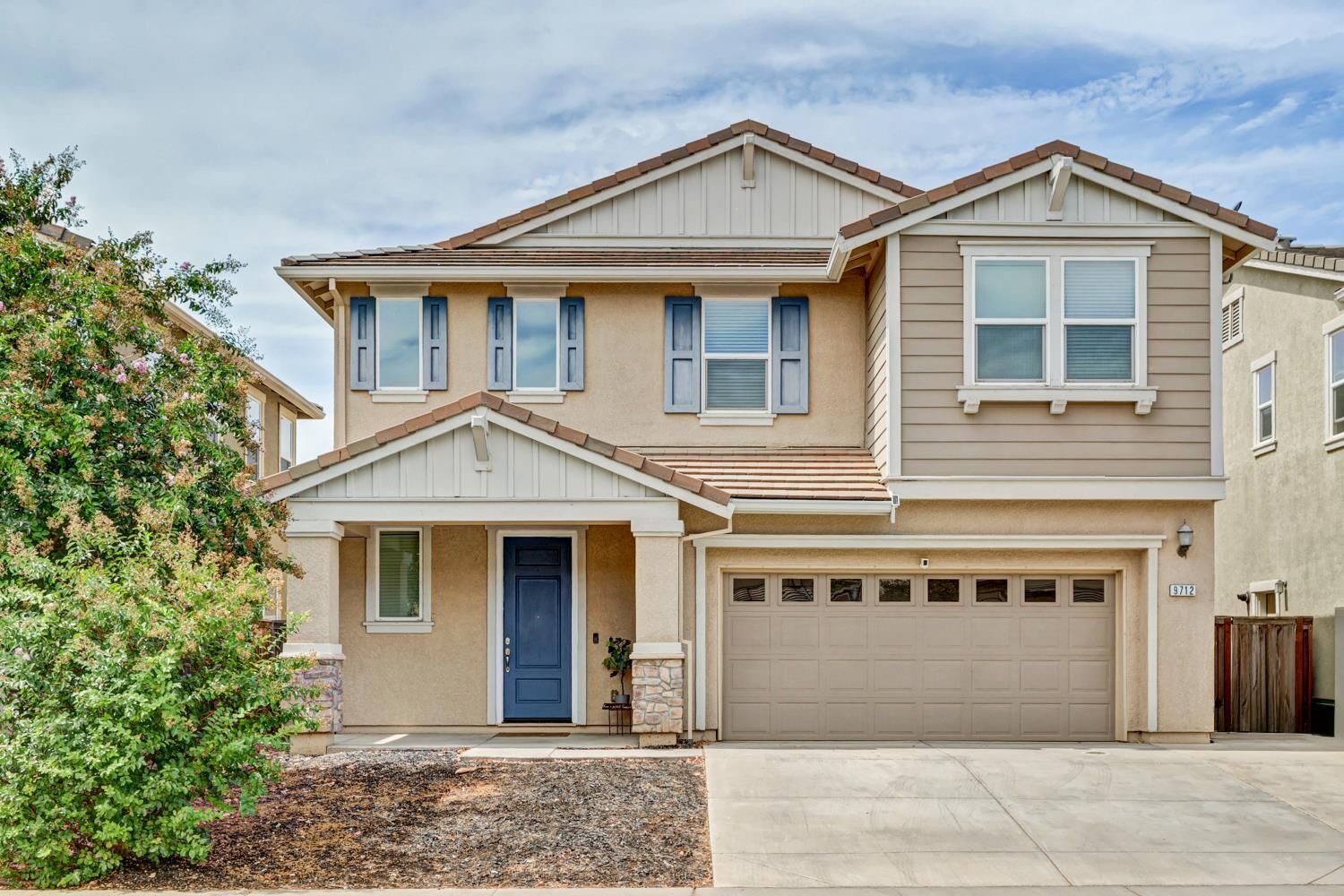 Property Photo: 9712 Philta Way CA 95757