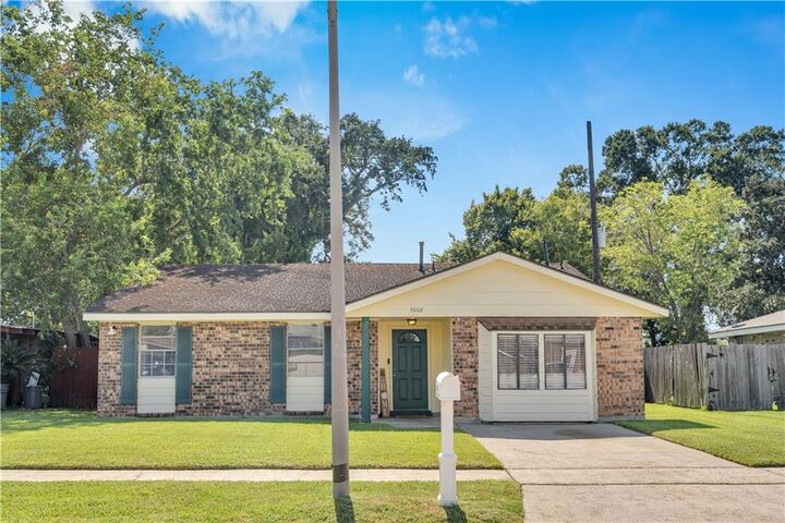 Property Photo: 5008 Bowdon Street LA 70072