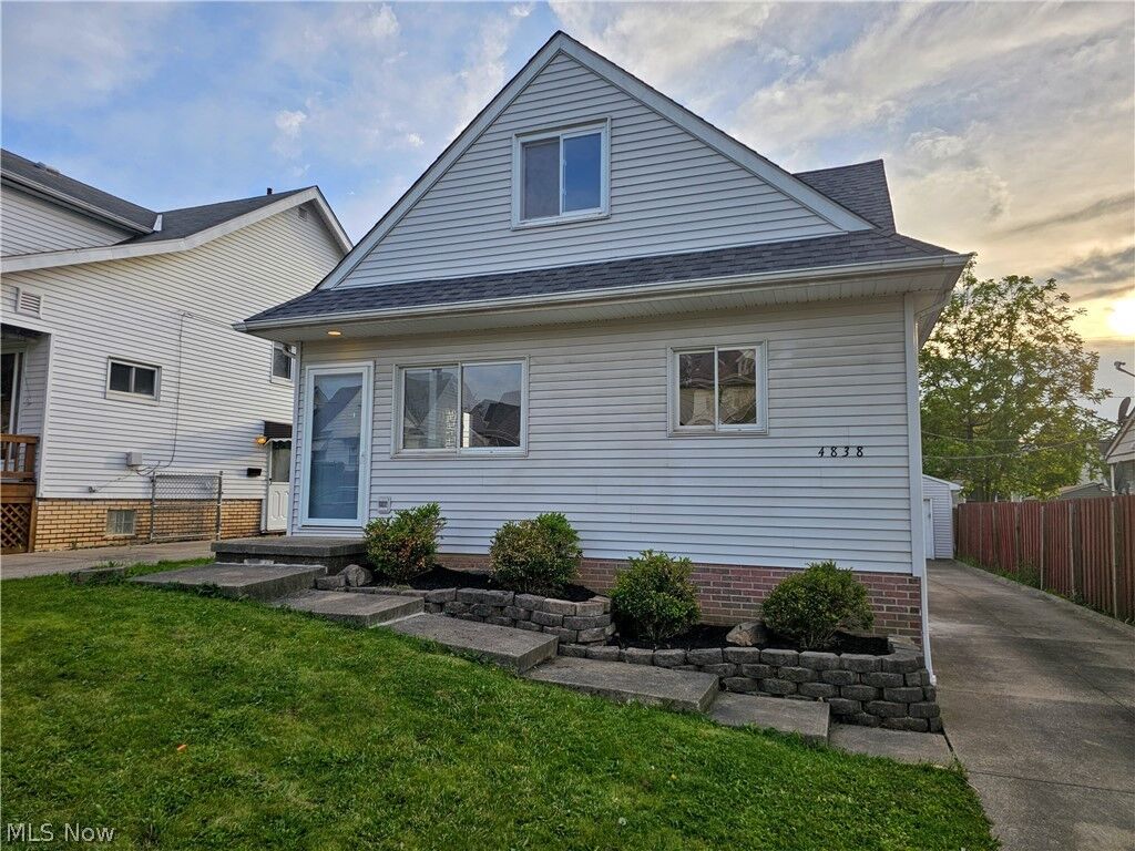 Property Photo: 4838 E 86th Street OH 44125