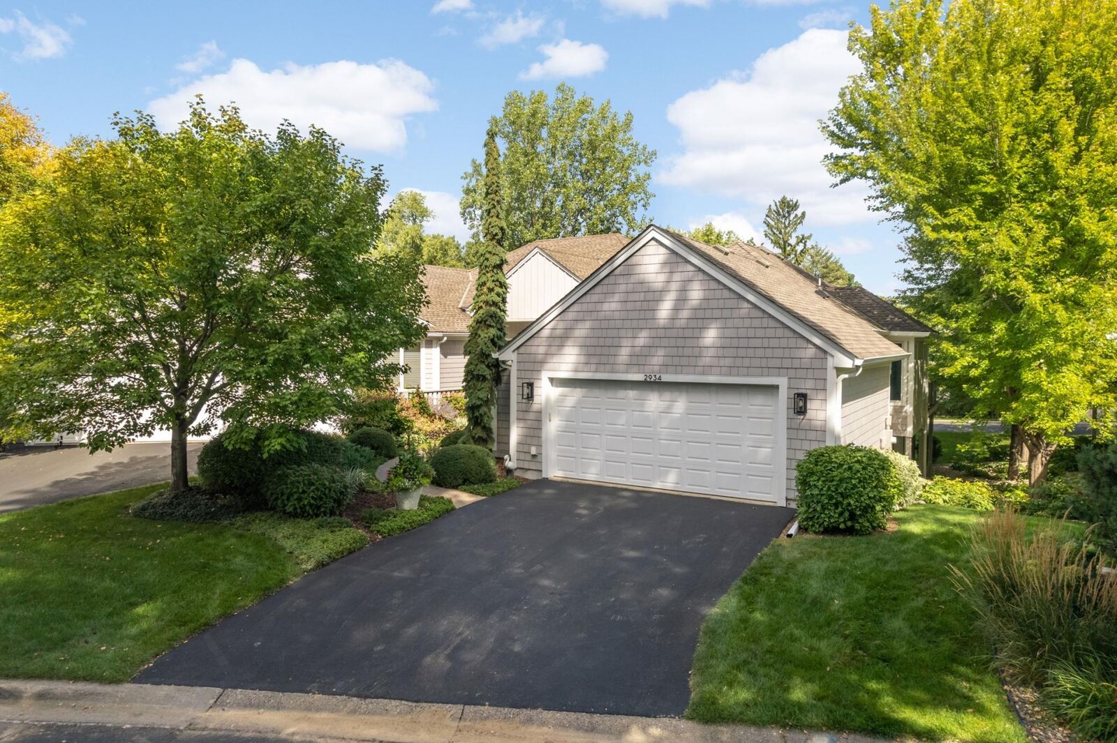 Property Photo: 2934 Pelican Point Circle MN 55364