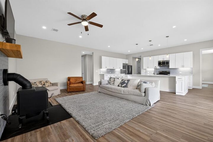 Property Photo:  3650 Fm 932  TX 76538 