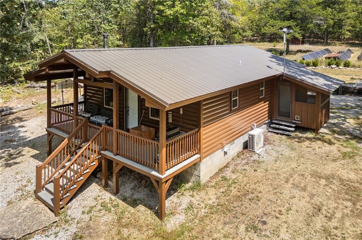 Property Photo:  1018 Bowen Trail  AR 72611 