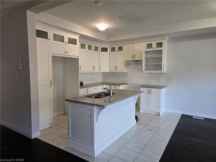 Property Photo:  28 Alayche Trail  ON L3C 0J7 