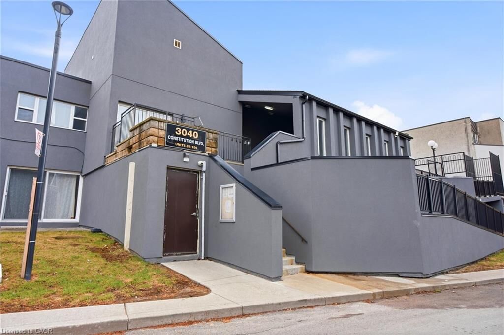Property Photo:  3040 Constitution Boulevard 147  ON L4Y 3X7 