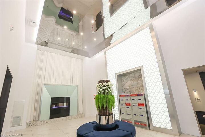 Property Photo: 16 Concord Place 437 ON L3M 0J1
