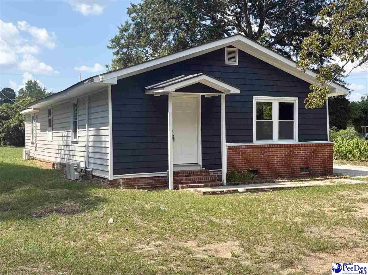 Property Photo: 3113 Woodbridge Road SC 29501