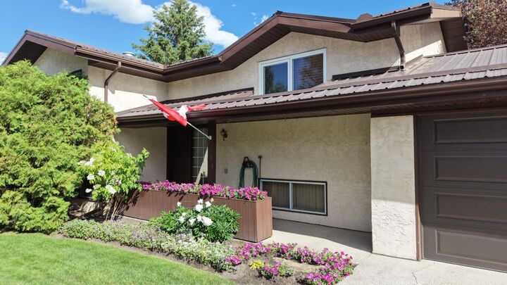 Property Photo:  2311 17 Street  AB T0L 1R0 