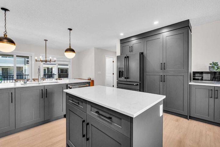 Property Photo:  182 Belmont Street SW  AB T2X 5X5 