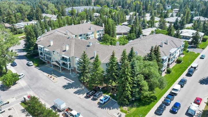 Property Photo:  2144 Paliswood Road SW 211  AB T2V 5K2 