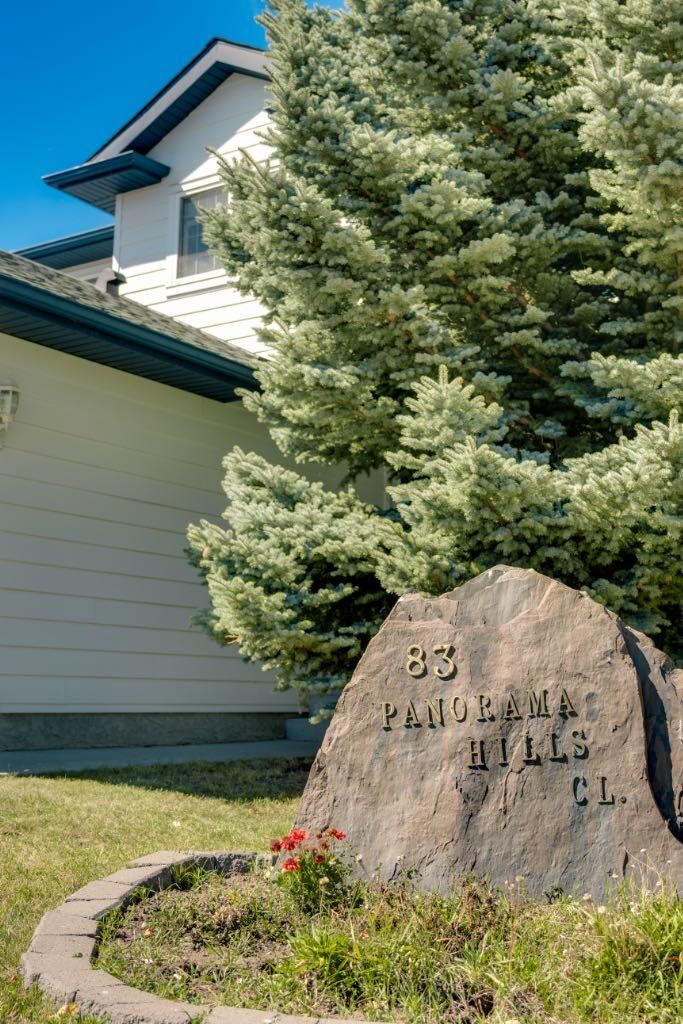 Property Photo:  83 Panorama Hills Close NW  AB T3K 5J2 