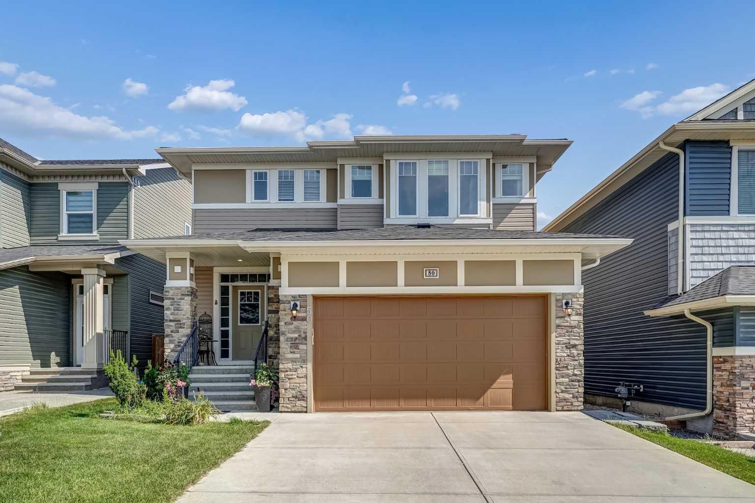Property Photo:  50 Evansfield Terrace NW  AB T3P 0K6 