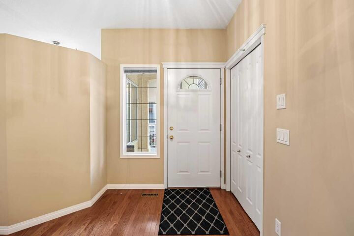 Property Photo:  63 Scimitar Heath NW  AB T3L 2E1 
