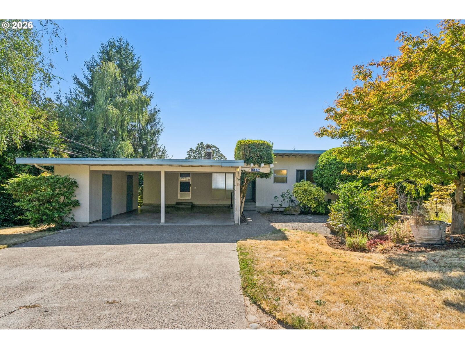 Property Photo: 10435 SW 63rd Dr OR 97219