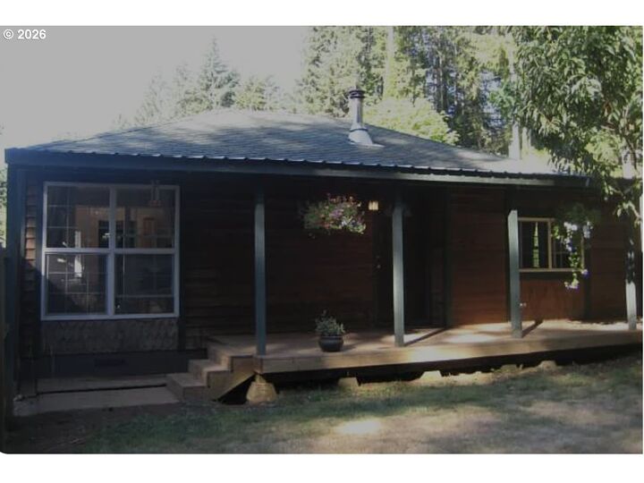 Property Photo: 87610 Rice Rd OR 97453