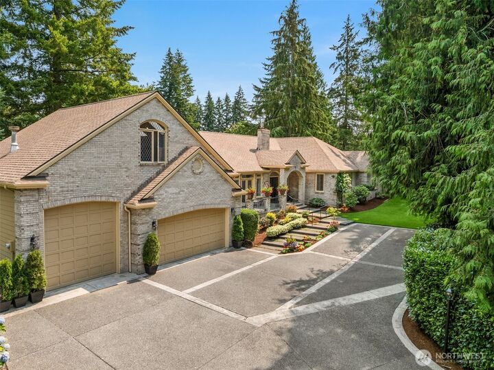 Property Photo:  2420  Greenhaven Place NW  WA 98312 