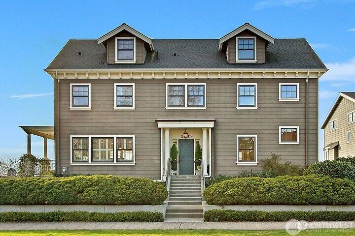 Property Photo:  3203  43rd Avenue W  WA 98199 