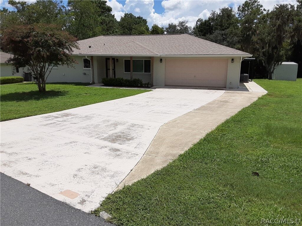 Property Photo:  1350 W Buttonbush Drive  FL 34465 