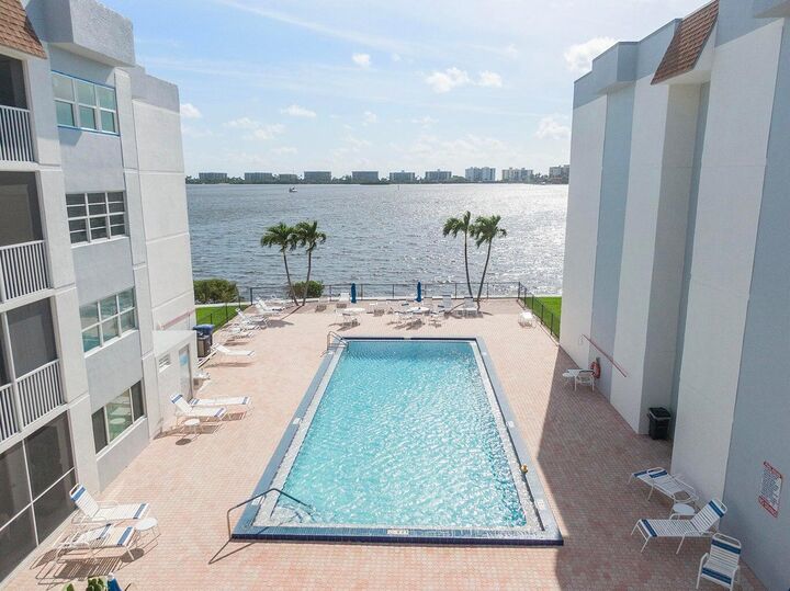 Property Photo: 1502 S Lakeside Drive #401 FL 33460