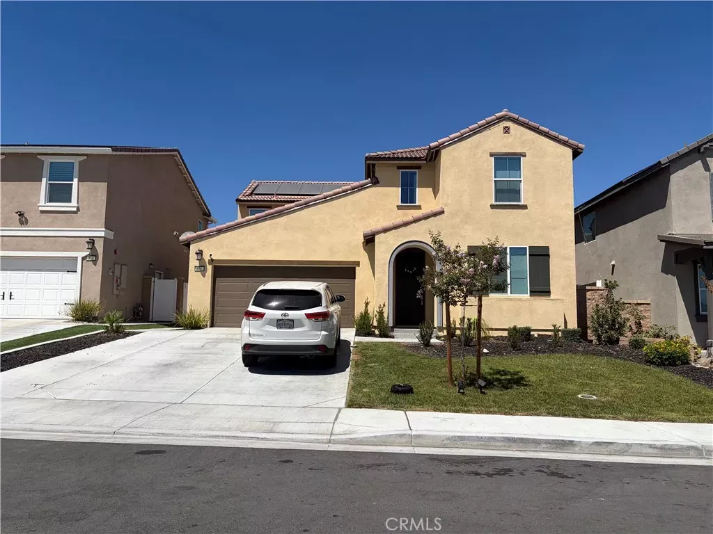 Property Photo:  530 Cumberland Road  CA 92377 