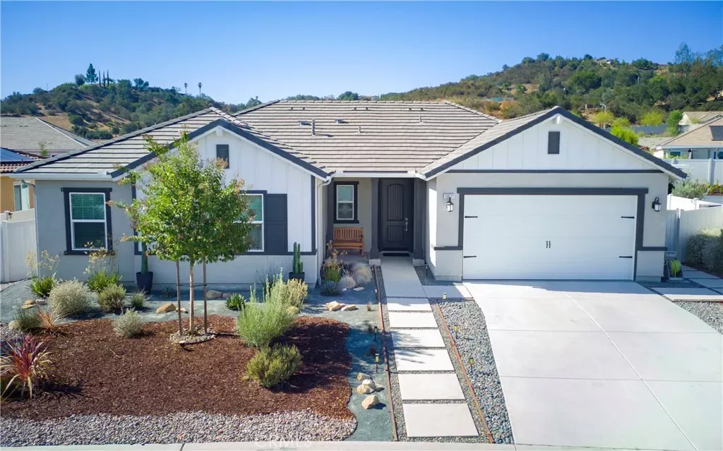 Property Photo: 13521 Corral Court CA 92082