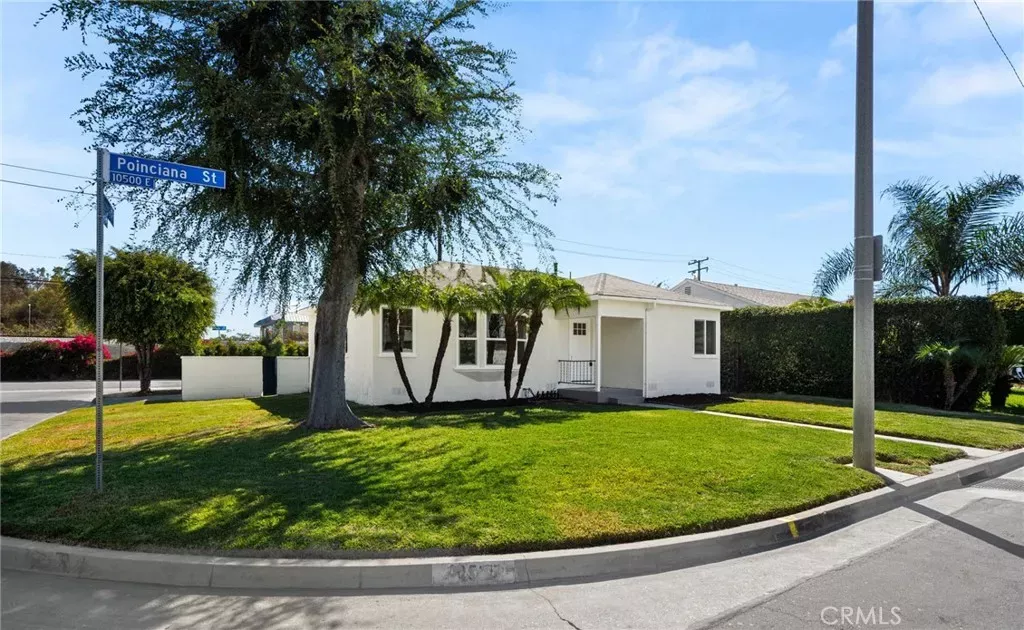 Property Photo: 10538 Poinciana CA 90606