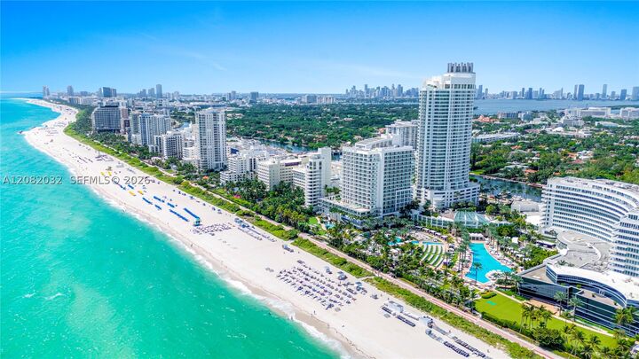 Property Photo:  4391 Collins Ave 905  FL 33140 