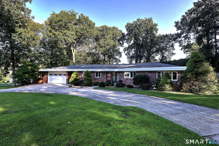 Property Photo:  179 Maxine Road  CT 06010 