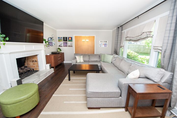 Property Photo:  2 Selwyn Drive  SC 29615 