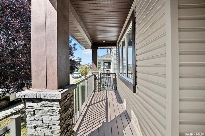 Property Photo:  8726 Archer Lane  SK S4Y 0B7 
