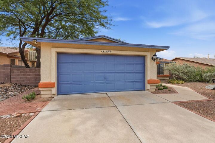 Property Photo:  10040 E Watson Drive  AZ 85730 
