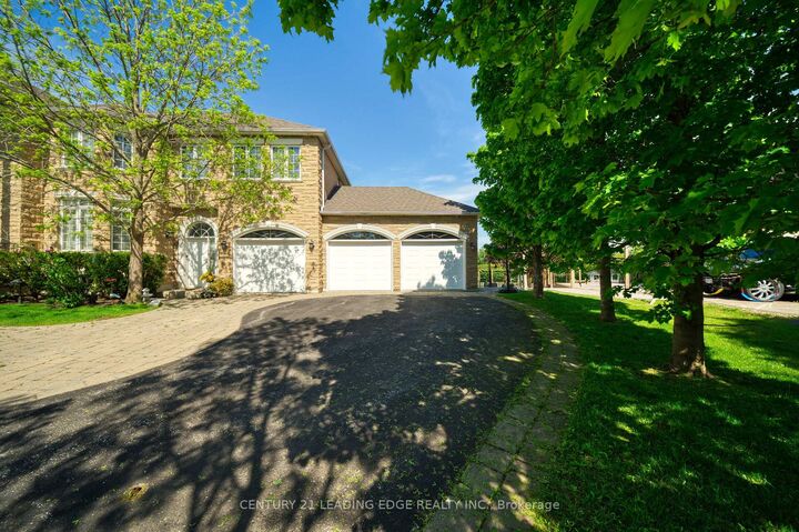 Property Photo:  15 Upper Ridge Court  ON L3S 3W6 