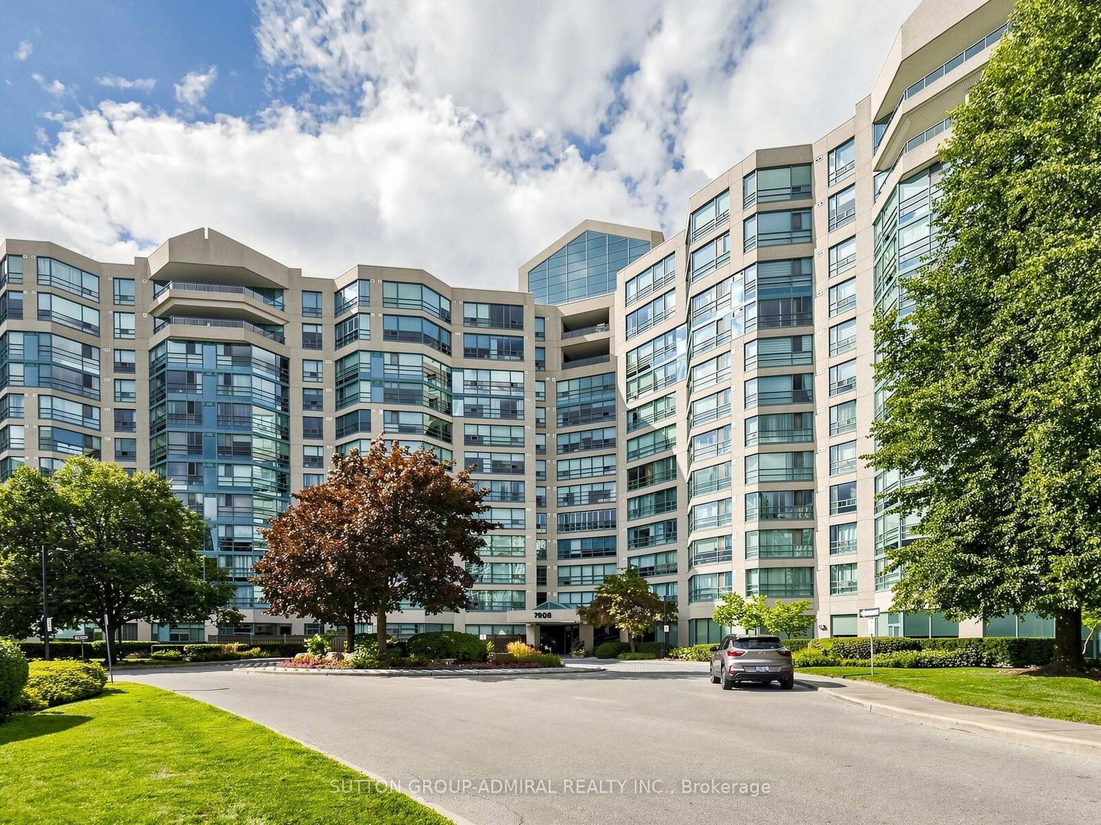 Property Photo:  7905 Bayview Avenue 910  ON L3T 7N3 