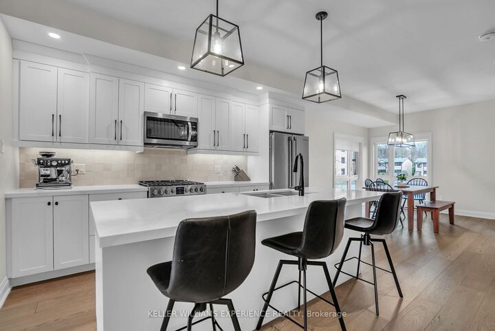 Property Photo:  86 Clapperton Street  ON L4M 3G2 