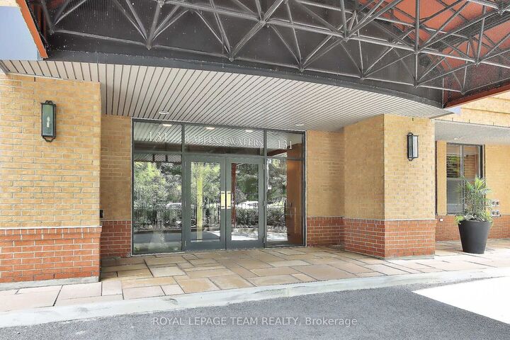 Property Photo:  131 Wurtemburg Street 701  ON K1N 1J2 