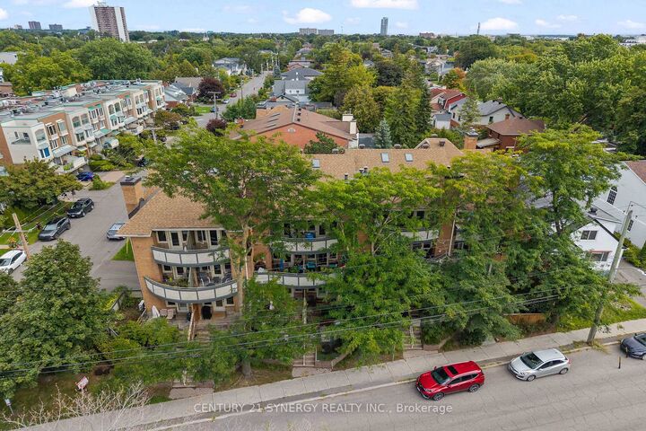 Property Photo: 2 Columbus Avenue 5 ON K1K 1R3