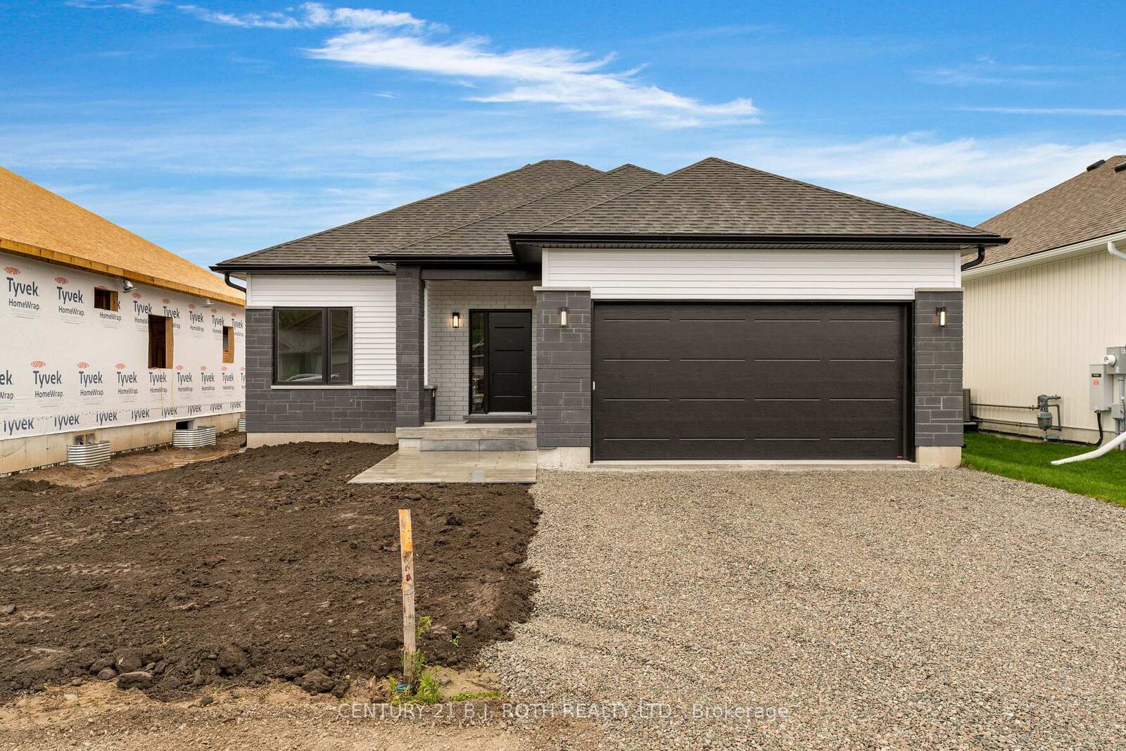 Property Photo:  29 Harold Avenue  ON L0K 1E0 
