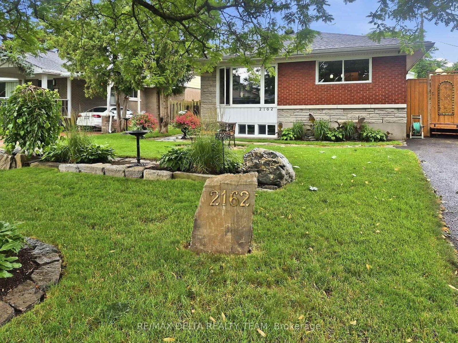 Property Photo:  2162 Rushton Road  ON K2A 1N7 