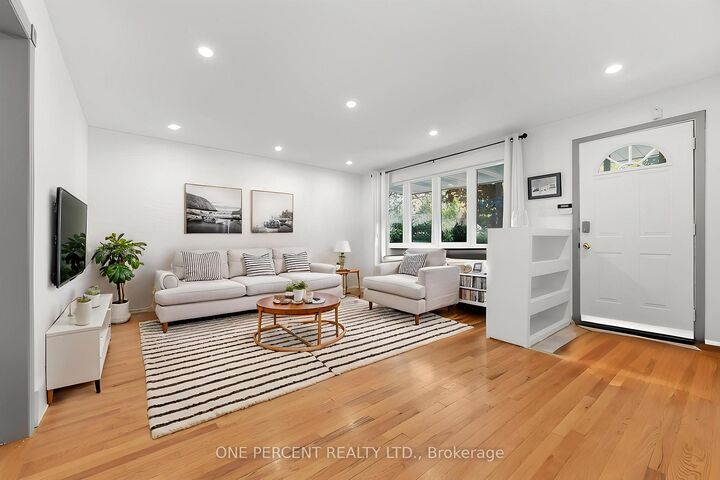 Property Photo:  933 Kincaid Court Unit A And Unit B  ON K1V 6N7 