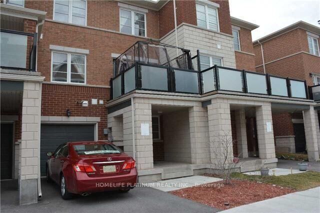 Property Photo: 90 Baycliffe Crescent ON L7A 3Z3