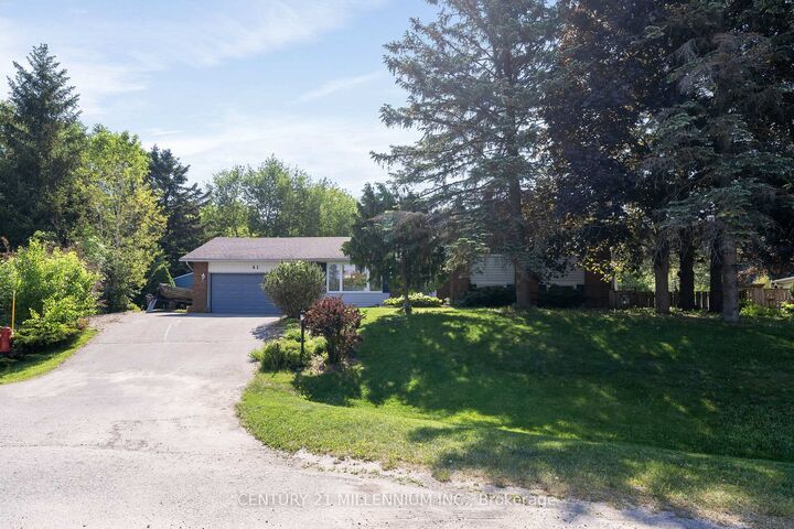 Property Photo:  41 Douglas Crescent  ON N0B 1Z0 